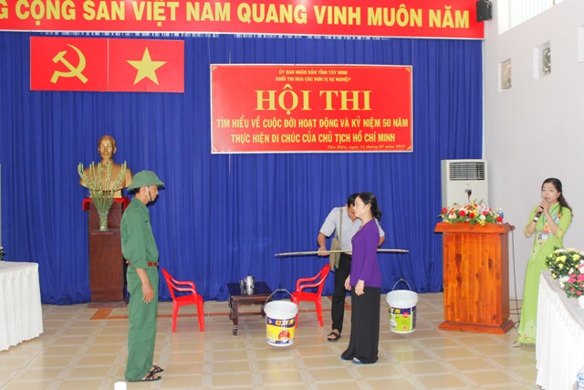 Khối Thi đua các Đơn vị sự nghiệp tỉnh Tây Ninh tổ chức thành công Hội thi kỷ niệm 50 năm thực hiện Di chúc của Chủ tịch Hồ Chí Minh.