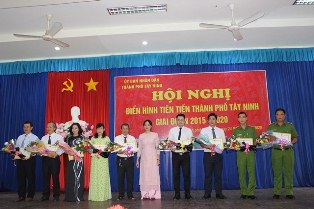 Hội nghị Điển hình tiên tiến thành phố Tây Ninh giai đoạn 2015 - 2020